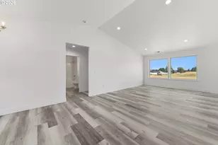227 SW Goldfinch Ln, Boardman, OR 97818 - Photo 11