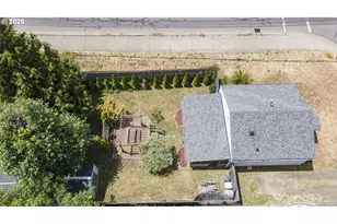 297 SW Walnut Ave, Dallas, OR 97338 - Photo 19