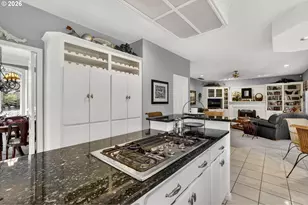 9085 SW 180th Pl, Beaverton, OR 97007 - Photo 13
