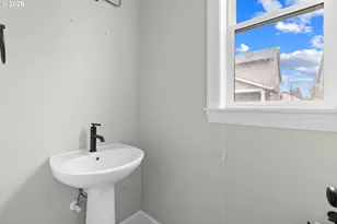 1762 N Oak St, Canby, OR 97013 - Photo 25