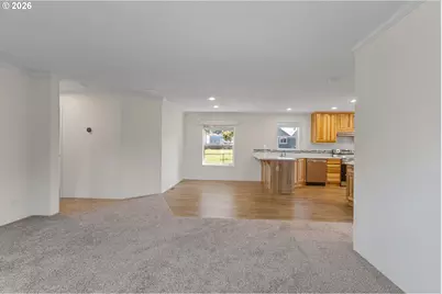 365 Mountain View Rd, Sweet Home, OR 97386 - Photo 5