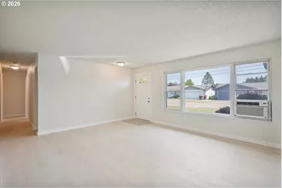 1703 33rd Ave, Longview, WA 98632 - Photo 3