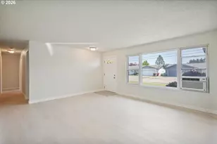 1703 33rd Ave, Longview, WA 98632 - Photo 3