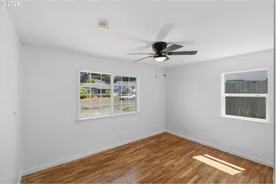 1803 Juniper Ave, Coos Bay, OR 97420 - Photo 17