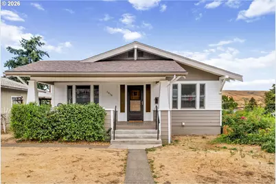 1015 E 10th St, The Dalles, OR 97058 - Photo 1