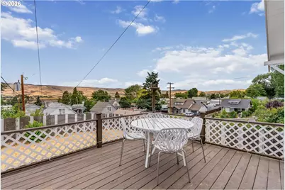 1015 E 10th St, The Dalles, OR 97058 - Photo 27