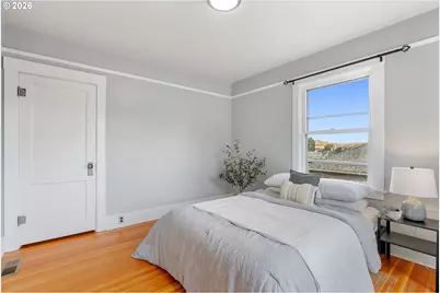 1015 E 10th St, The Dalles, OR 97058 - Photo 13