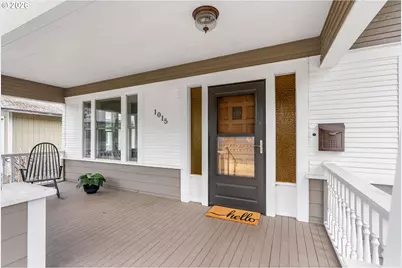 1015 E 10th St, The Dalles, OR 97058 - Photo 3