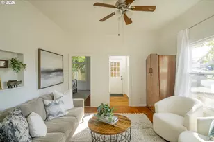 5026 NE 57th Ave, Portland, OR 97218 - Photo 9