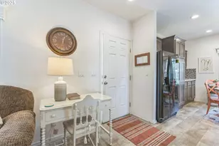 1999 Jansen Way, Woodburn, OR 97071 - Photo 11