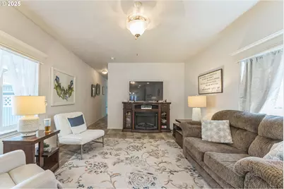 1999 Jansen Way #29, Woodburn, OR 97071 - Photo 7