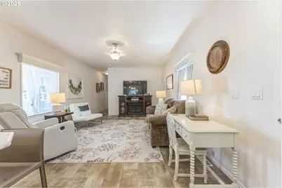 1999 Jansen Way #29, Woodburn, OR 97071 - Photo 5