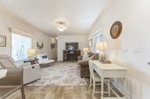 1999 Jansen Way, Woodburn, OR 97071 - Photo 5