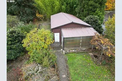 202 NE Fulton St, Roseburg, OR 97470 - Photo 27