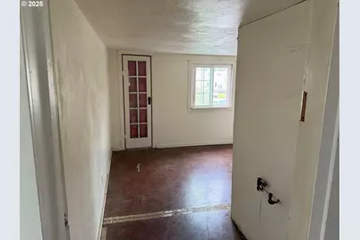 202 NE Fulton St, Roseburg, OR 97470 - Photo 15