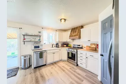 699 NE Fieldstone Ln, Prineville, OR 97754 - Photo 15