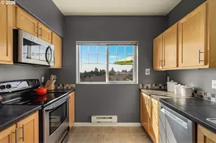 11825 NW Stone Mountain Ln, Portland, OR 97229 - Photo 9