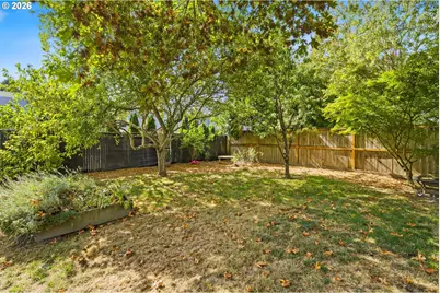 1046 NE 2nd St, McMinnville, OR 97128 - Photo 27