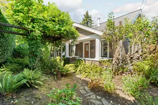 3035 SW Vermont St, Portland, OR 97219 - Photo 5