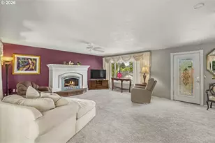 10516 SE Clinton St, Portland, OR 97266 - Photo 7