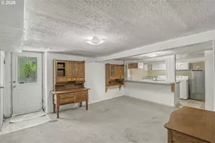 10516 SE Clinton St, Portland, OR 97266 - Photo 25