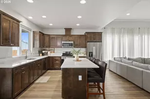 5175 NE Parkway Dr, Salem, OR 97305 - Photo 9