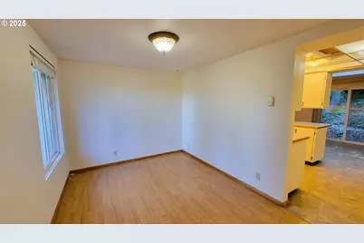 3585/3595 Emerald St, Eugene, OR 97405 - Photo 7