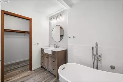 14819 NE Sacramento St #106, Portland, OR 97230 - Photo 17