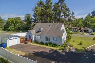 6126 SW Jetty Ave, Lincoln City, OR 97367 - Photo 3