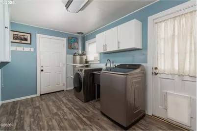 6126 SW Jetty Ave, Lincoln City, OR 97367 - Photo 23