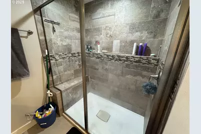 2317 Laura Ln, North Bend, OR 97459 - Photo 35