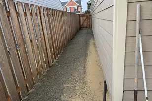 2317 Laura Ln, North Bend, OR 97459 - Photo 39