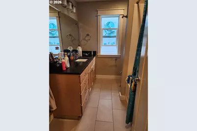 2317 Laura Ln, North Bend, OR 97459 - Photo 23