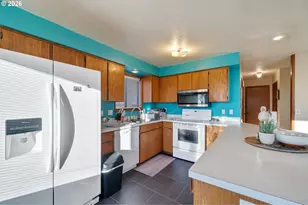 126 N Harbor St, Rockaway Beach, OR 97136 - Photo 5