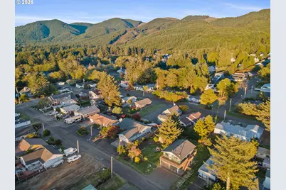 126 N Harbor St, Rockaway Beach, OR 97136 - Photo 25