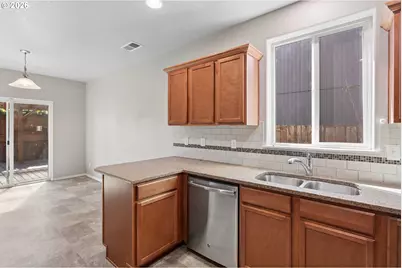 715 Rossmore St, Eugene, OR 97404 - Photo 25