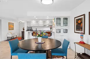 2221 SW 1st Ave, Portland, OR 97201 - Photo 17