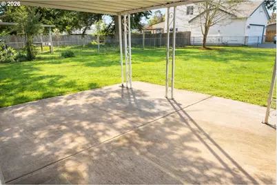 3525 SE 141st Ave, Portland, OR 97236 - Photo 9