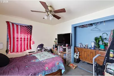 1012 7th St, Springfield, OR 97477 - Photo 21