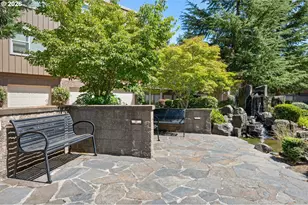 367 Rustic Pl, Eugene, OR 97401 - Photo 33