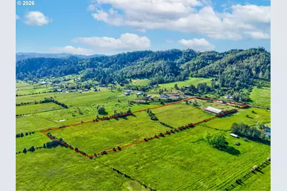 2529 Northside Rd, Sutherlin, OR 97479 - Photo 5