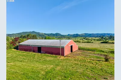 2529 Northside Rd, Sutherlin, OR 97479 - Photo 11