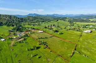 2529 Northside Rd, Sutherlin, OR 97479 - Photo 3