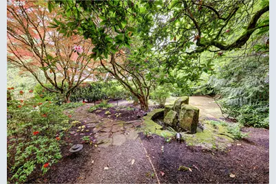 1975 SW Edgewood Rd, Portland, OR 97201 - Photo 3