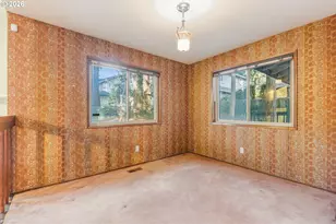 16821 Gassner Ln, Lake Oswego, OR 97035 - Photo 17