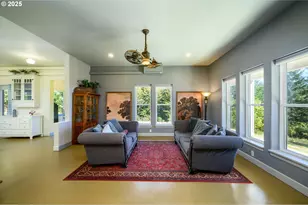 16800 NW Willis Rd, McMinnville, OR 97128 - Photo 9
