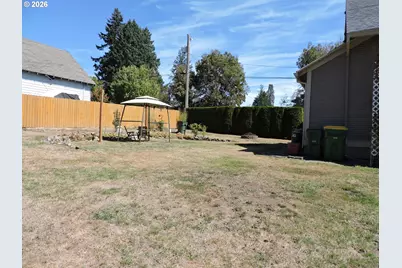 1555 21st Pl, Forest Grove, OR 97116 - Photo 5