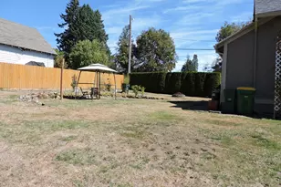 1555 21st Pl, Forest Grove, OR 97116 - Photo 5