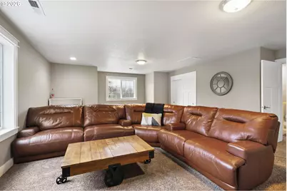 9250 SW Sagert St, Tualatin, OR 97062 - Photo 25