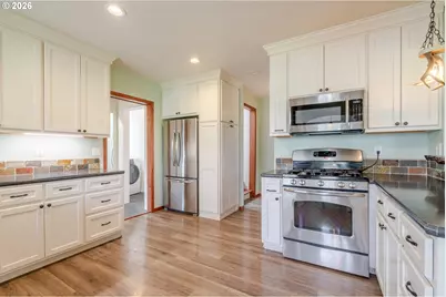 34965 Brewster Rd, Lebanon, OR 97355 - Photo 15